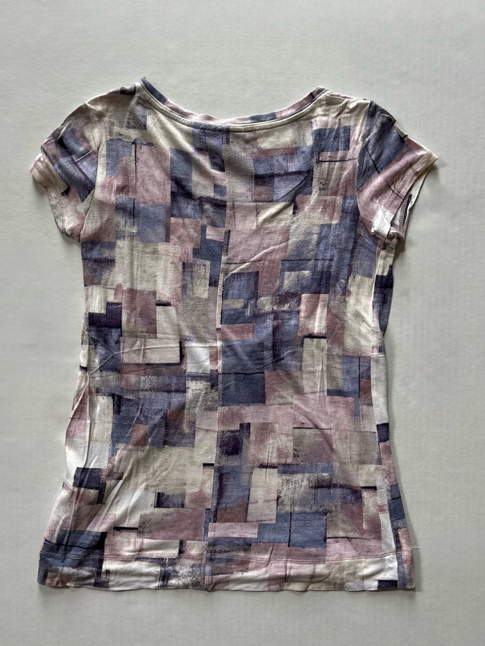 Simply Vera Vera Wang Scoop Neck Shirt Womens XS Blue Pink Beige Geometric Rayon - Picture 6 of 6